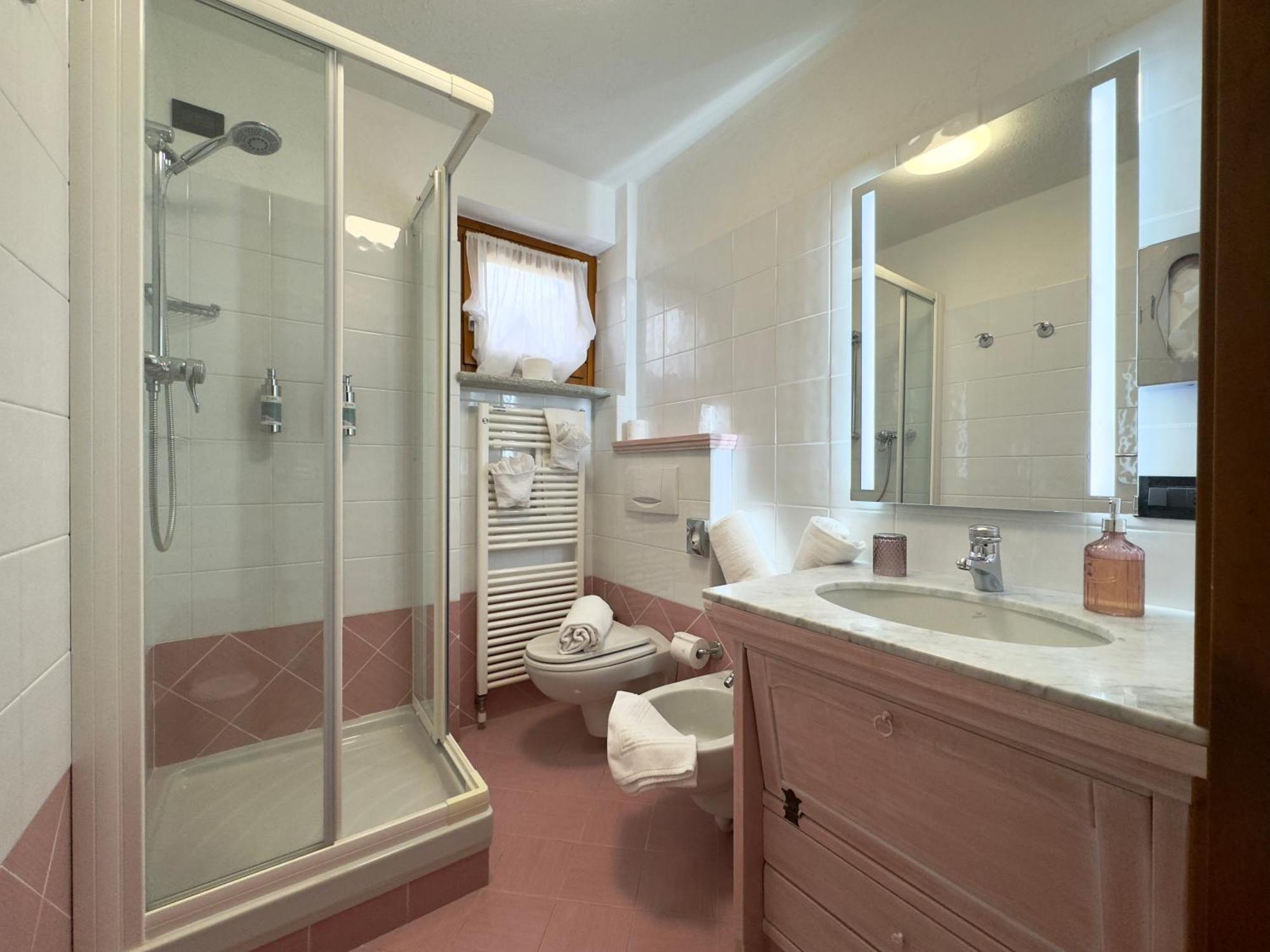 Hotel Le Bouquet - Adults Only Cogne Exterior foto